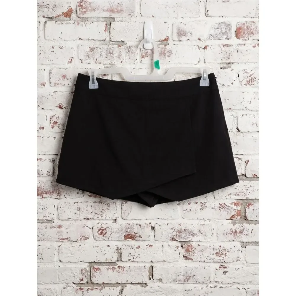GAP Black Asymmetrical Skort Size 6 Chic Minimalist Work to Weekend - Picture 4 of 7